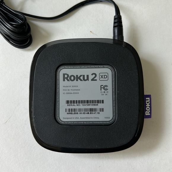 Roku 2 XD streaming box-power cord and New remote -Netflix-Amazon-Sling-CBS - Picture 3 of 6